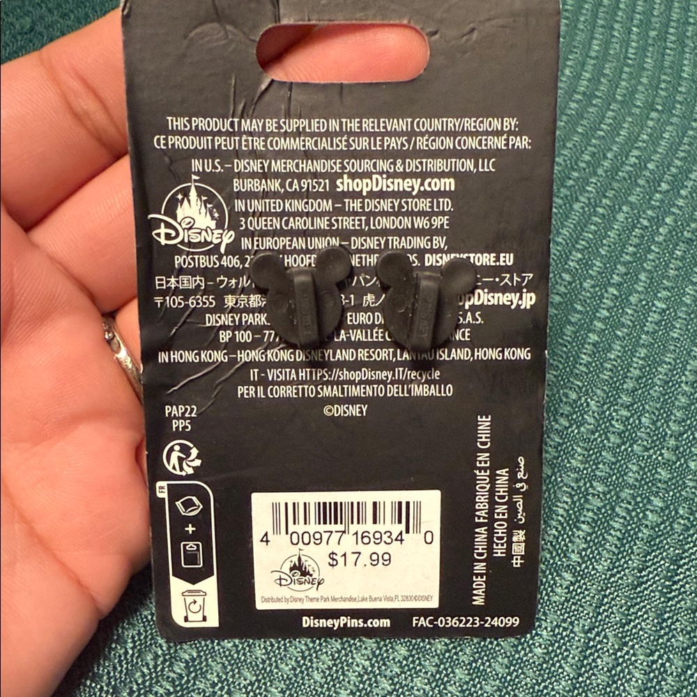 Disney Mickey's Halloween Party 2024 Pin - Picture 2 of 5